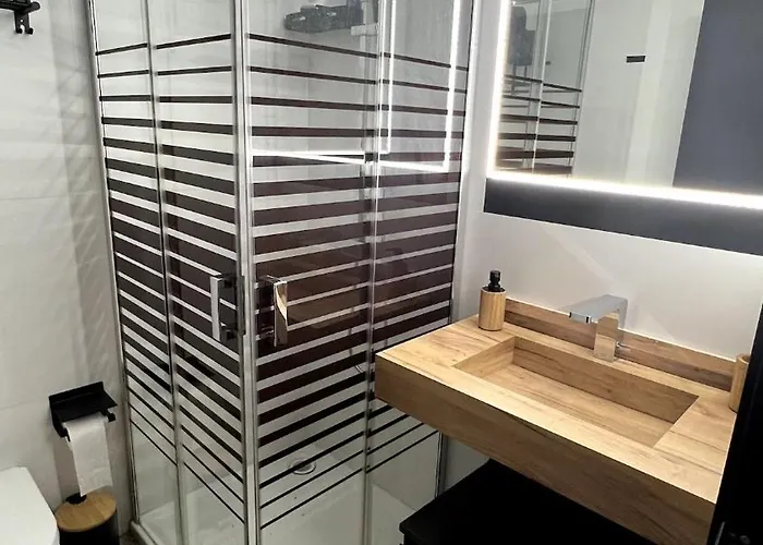 Appartamento Atico Moderno En Nervion Con Terraza